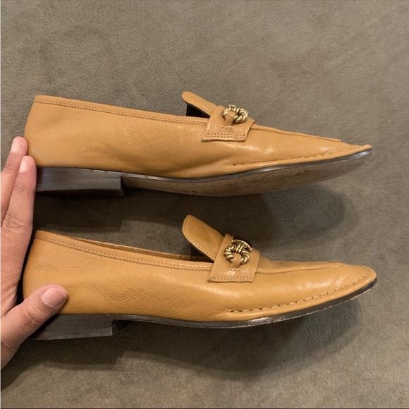 Tory Burch Perrine Loafer Pump with Logo Vamp Bit  6M Tan Square Toe Leather - Picture 7 of 11